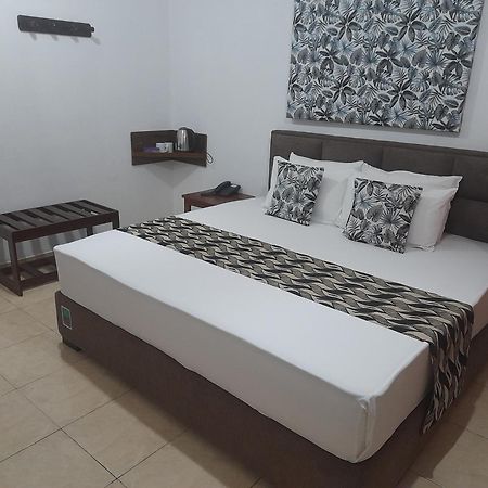וואדואה Larn'S Villa Hotel & Apartment מראה חיצוני תמונה