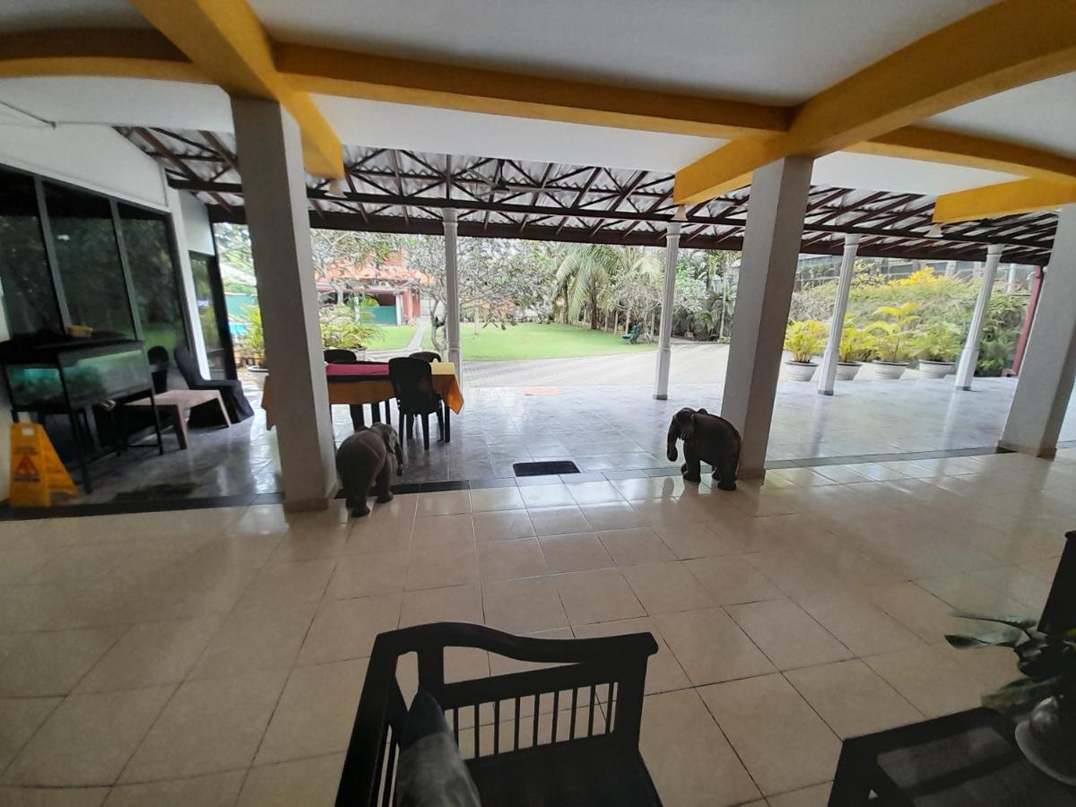 וואדואה Larn'S Villa Hotel & Apartment מראה חיצוני תמונה