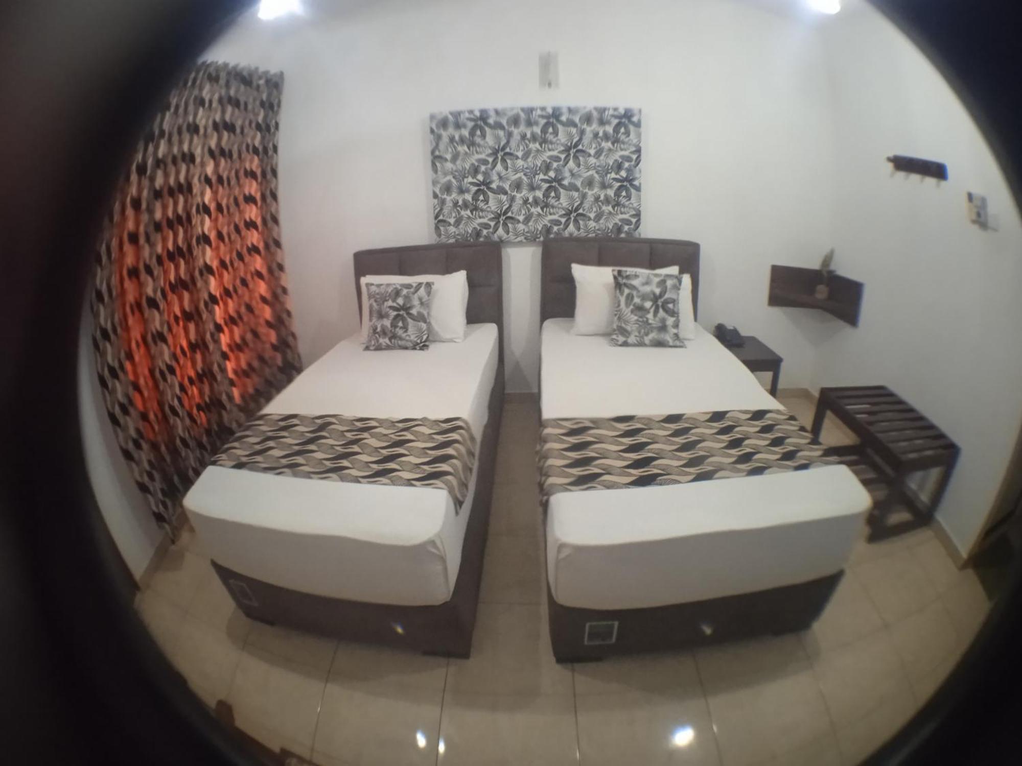 וואדואה Larn'S Villa Hotel & Apartment מראה חיצוני תמונה