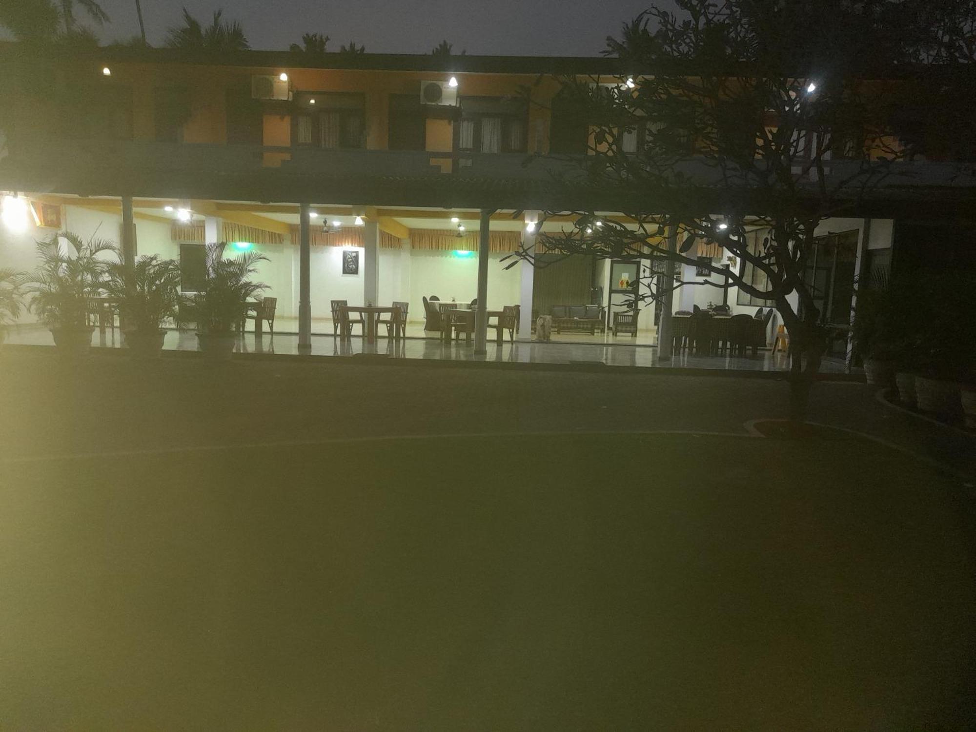 וואדואה Larn'S Villa Hotel & Apartment מראה חיצוני תמונה