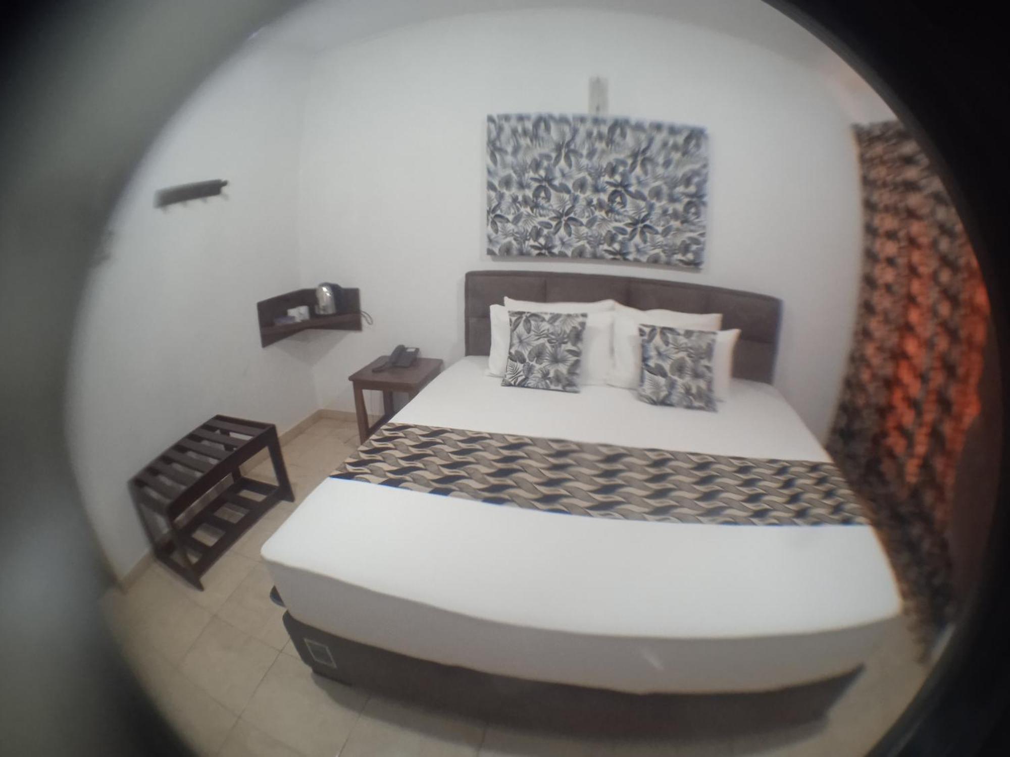 וואדואה Larn'S Villa Hotel & Apartment חדר תמונה