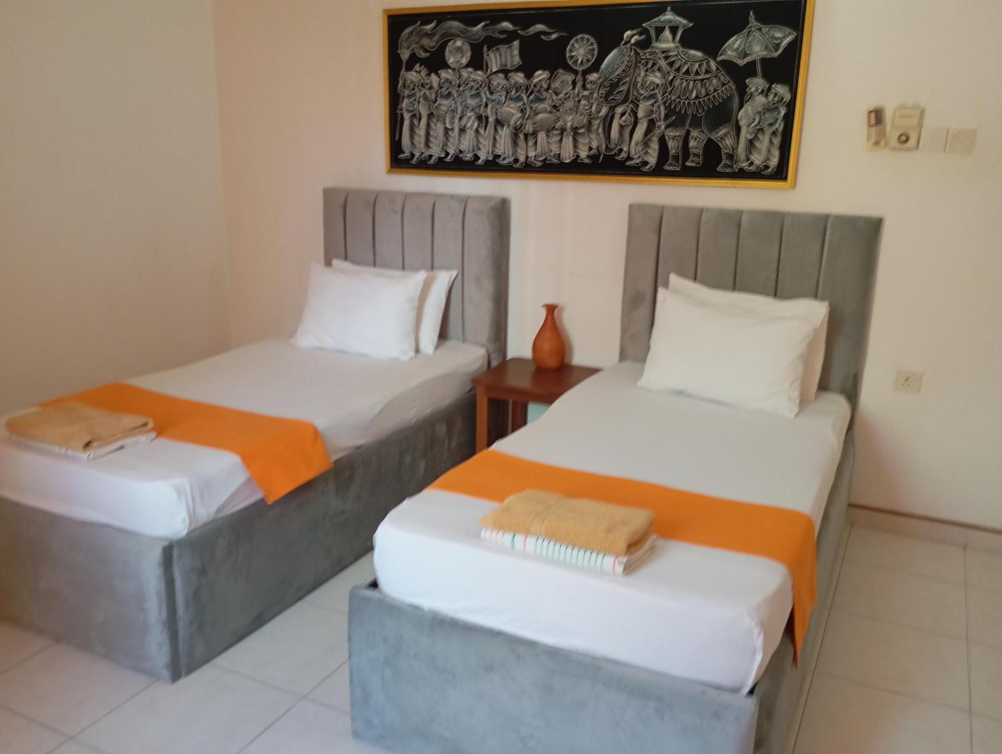 וואדואה Larn'S Villa Hotel & Apartment מראה חיצוני תמונה
