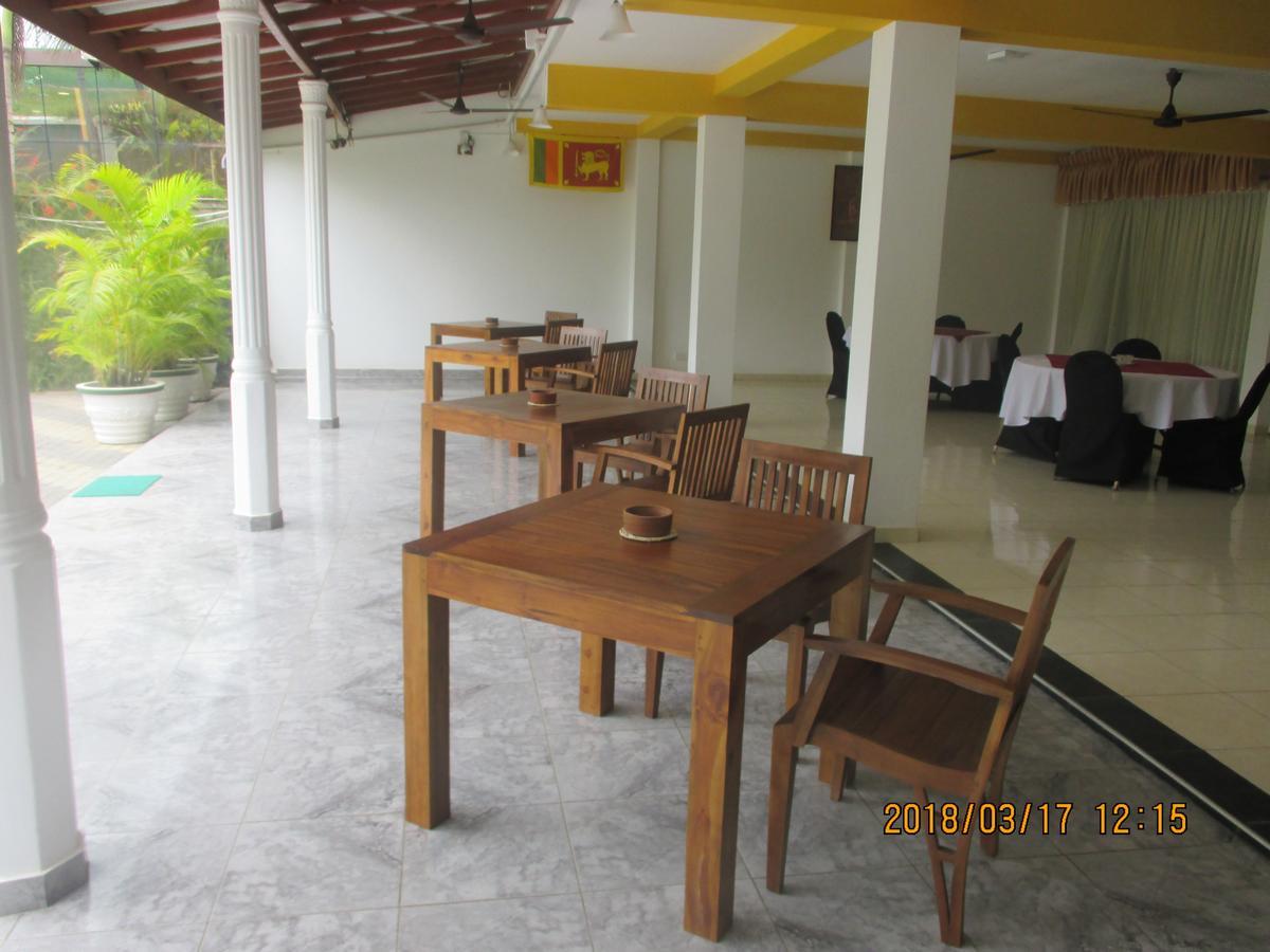 וואדואה Larn'S Villa Hotel & Apartment מראה חיצוני תמונה